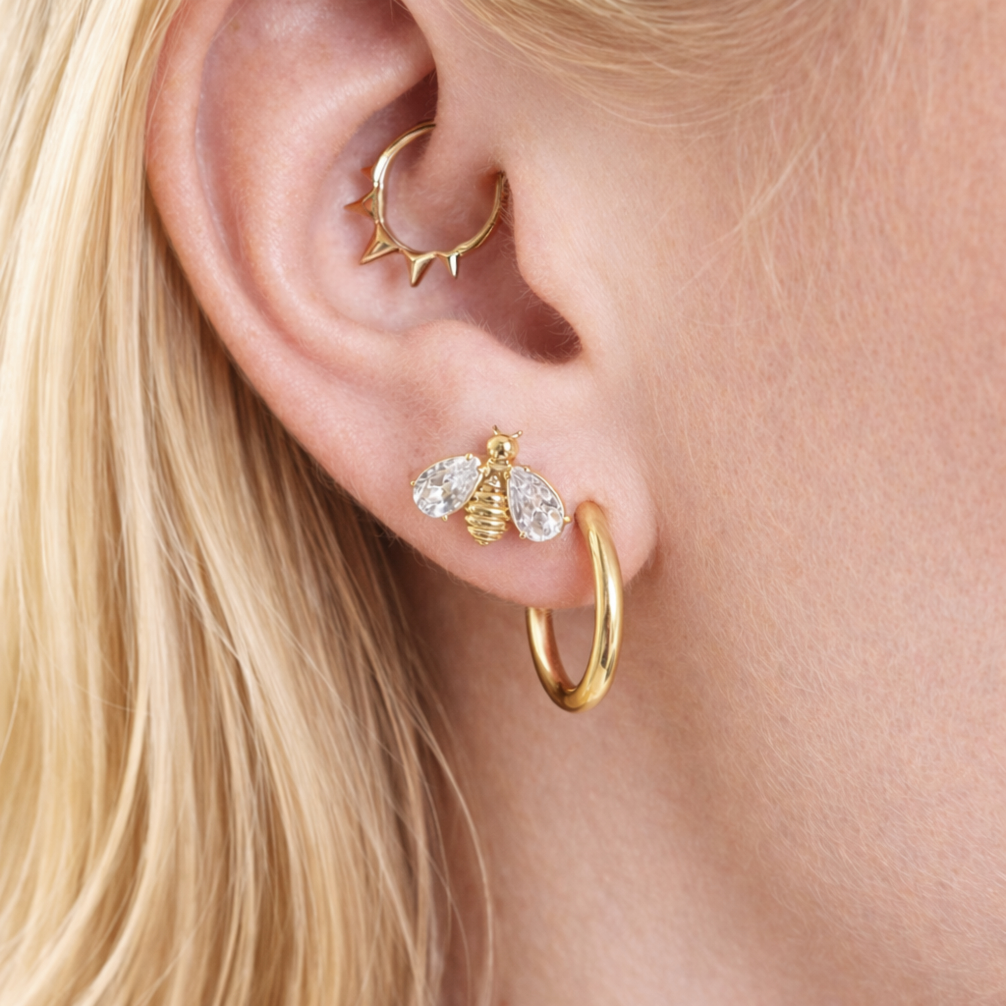 Bee - Stud Doré Totem