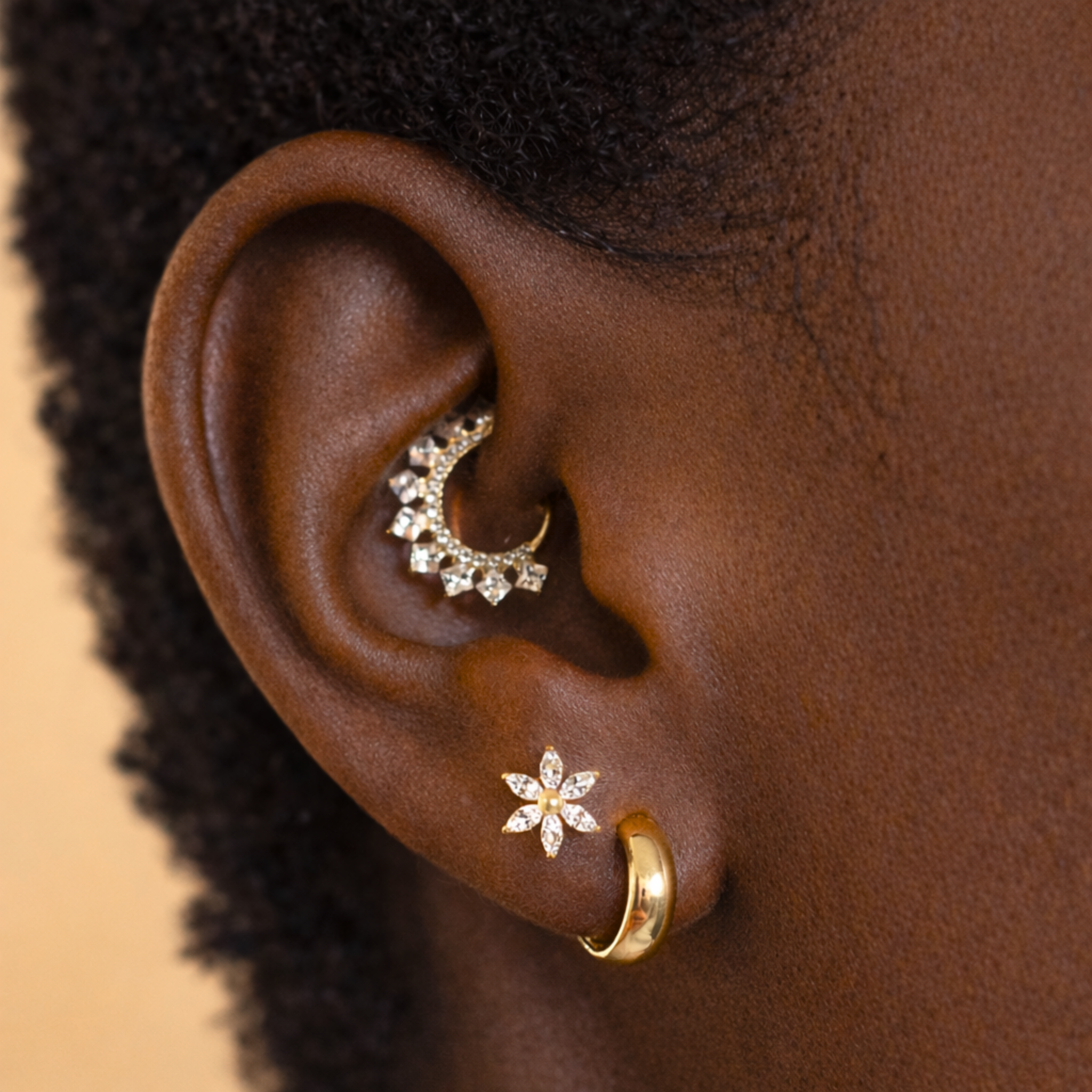 Soral - Stud Doré Diva